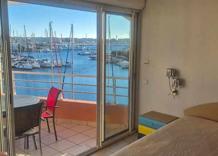 Le Matago A36, Superbe T2 Avec Vue Sur Le Port, Parking, Piscine, Clim *