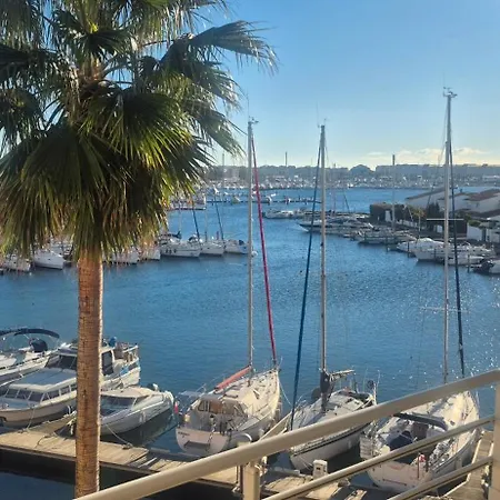 Le Matago A36, Superbe T2 Avec Vue Sur Le Port, Parking, Piscine, Clim Apartment