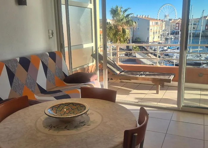 Lägenhet Le Matago A36, Superbe T2 Avec Vue Sur Le Port, Parking, Piscine, Clim Agde